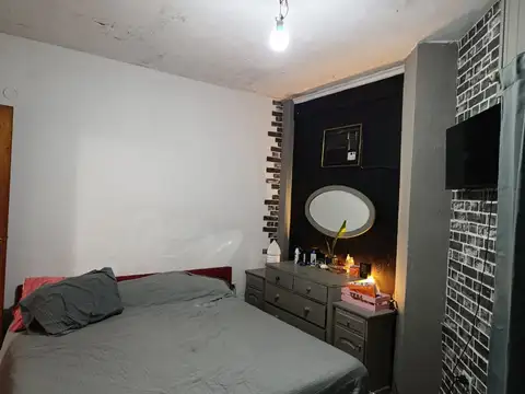 Depto Tipo Casa en Venta en Isidro Casanova, USD 43.000