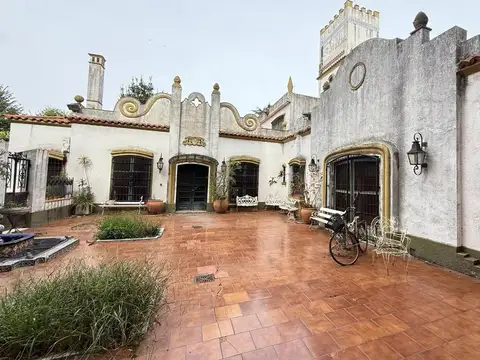 Terreno en Venta en Carapachay, USD 2.200.000