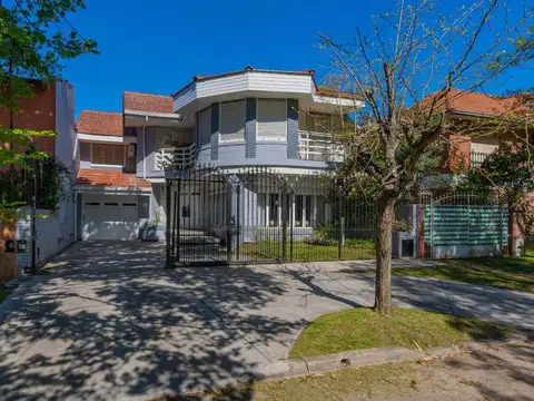 Alquiler temporal Moderna casa 5 amb Parque Luro