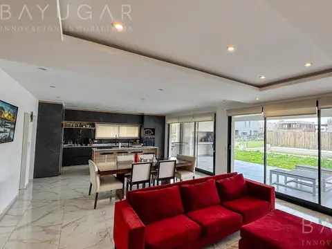 Venta Casa - Barrio Privado Lagoon Pilar / Pilar