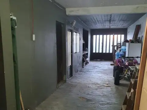 Casa 6 ambientes con 4 baños