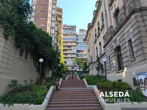 Oficina/ local comercial - centro Rosario - frente Ex Aduana