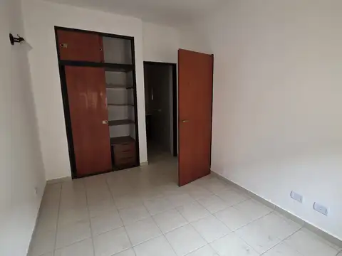 Depto de 2 Dormitorios en ALQUILER