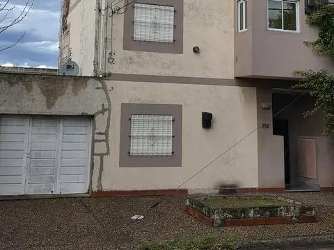 Depto de 2 Dormitorios en ALQUILER