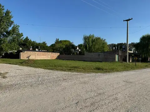 SE VENDE TERRENO ZONA CONQUISTADORES