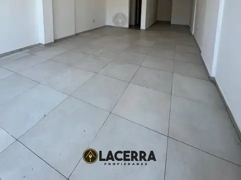 Local en Alquiler en Chilavert, $ 700.000