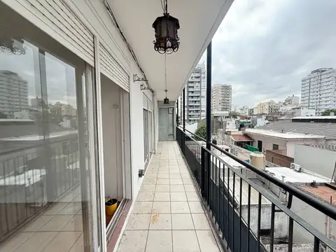 DEPARTAMENTO VENTA 3 AMBIENTES BALCÓN ALMAGRO