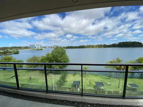 Venta apartamento Interlagos 3 dormitorios 2 baños