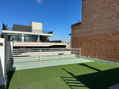 VENTA DEPTO DE 2 DORMITORIOS CON TERRAZA DE USO EXCLUSIVA