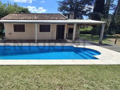Casa en Alquiler de 3 dormitorios