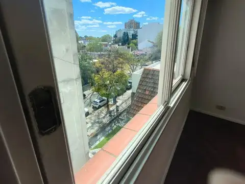 José Pedro Varela 4500, Piso 5