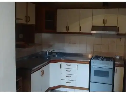 Trelles 2400