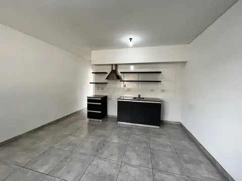 Bellísimo departamento de dos ambientes en primer piso.
