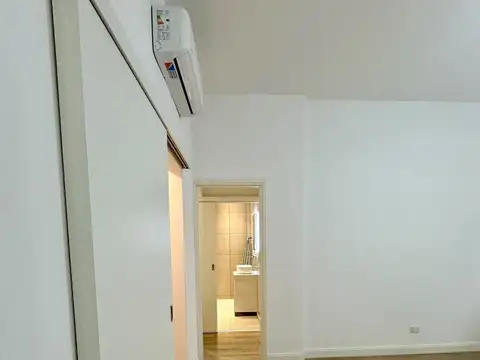 Depto Tipo Casa en Venta 60 años