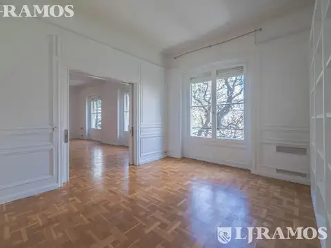 Departamento en Alquiler de 8 ambientes