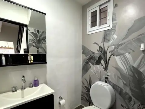Casa 4 ambientes con 3 baños