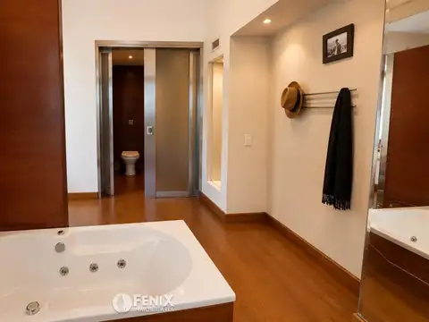 Casa 4 ambientes con 4 baños