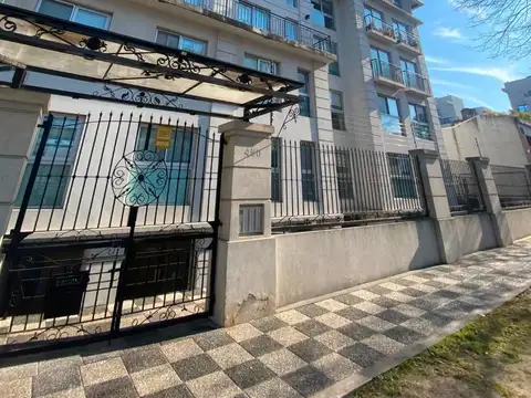 HERMOSO DPTO. 2 AMB. ZONA ITUZAINGÓ NORTE