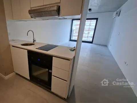 1 Amb. a Estrenar con Balcón en Piso Alto con Cochera, Piscina, SUM y Gym