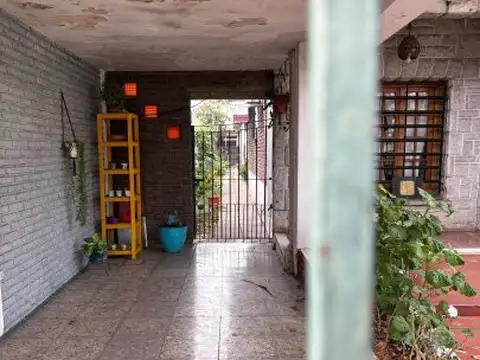 Depto Tipo Casa en Venta de 2 ambientes