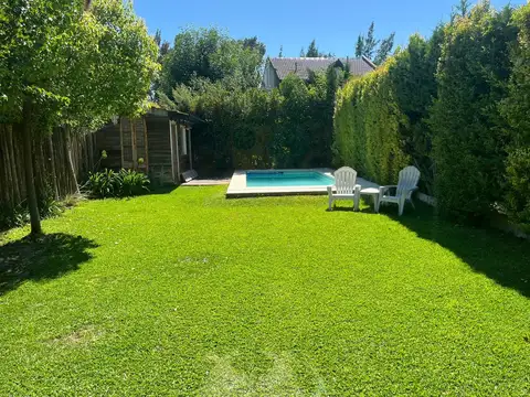 Casa 3 ambientes con 2 baños