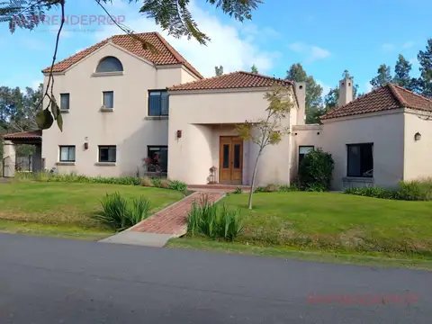 Casa en Alquiler en General Pacheco, USD 3.700