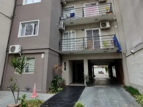 General Bartolomé Mitre 100, Piso 5