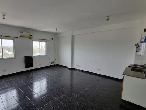 Monoambiente en venta en Moron Sur