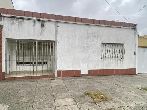 VENTA CASA 3 AMBIENTES EN MUNRO