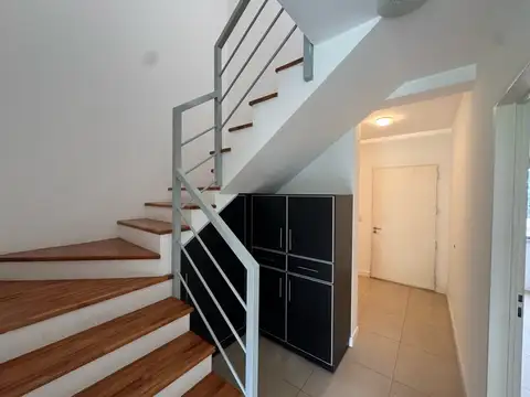 Departamento 5 ambientes con 3 baños