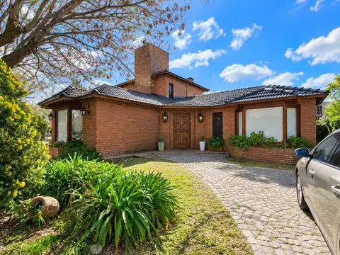 Casa en Alquiler de 4 dormitorios