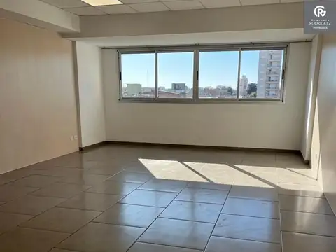Oficina  en Alquiler en San Martin, G.B.A. Zona Norte, Argentina