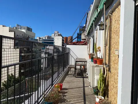 Venta Impecable Departamento 2 Ambientes con Balcón Aterrazado Muy Luminoso. Belgrano / Colegiales