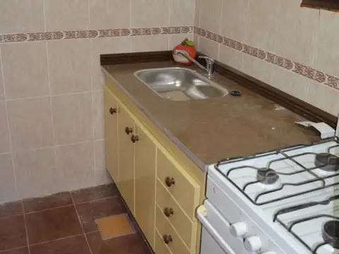 Depto Tipo Casa 2 ambientes con 1 baño