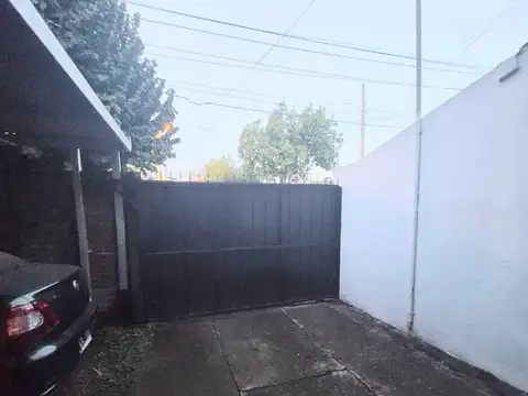 Casa en Venta con 5 cocheras