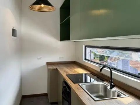 Dpto 2 Amb sobre Paraná a Cuadras de Panamericana