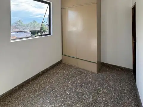 Dpto 2 Amb sobre Paraná a Cuadras de Panamericana