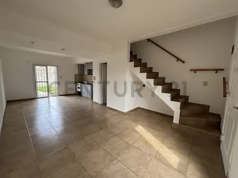 DÚPLEX EN VENTA EN  LOS HORNOS