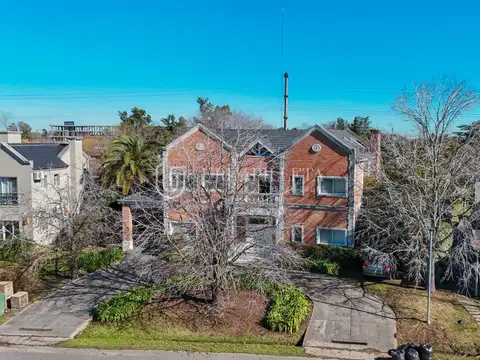 Casa en Venta en Ayres De Pilar, USD 430.000