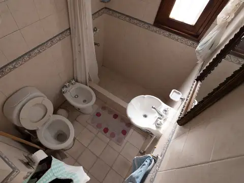 Depto Tipo Casa en Venta con 1 cocheras