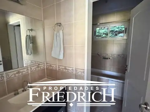 Casa en Venta en Los Puentes