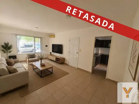 RETASADO! OPORTUNIDAD en PB de 2 dormitorios, cochera cub. y patio - 70 mts2 - escucha oferta!