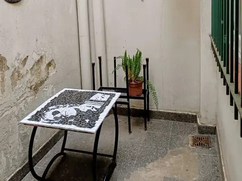 Depto Tipo Casa en Venta en Lanus Oeste, USD 78.000