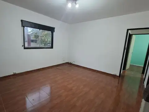 Departamento en Venta en Pompeya, USD 56.000