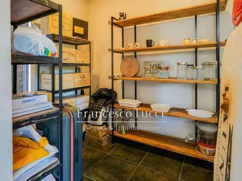 Casa en Venta al Oeste