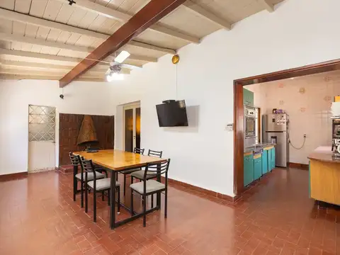 Casa en Venta en Villa Luzuriaga, USD 150.000