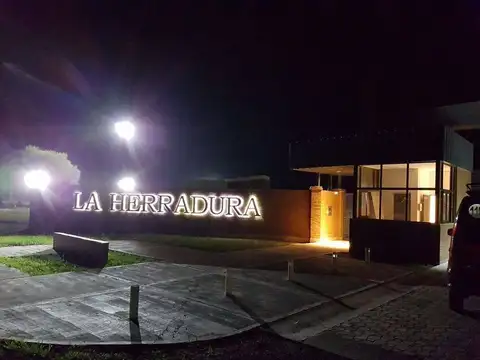 Barrio cerrado La Herradura. Últimos lotes disponibles!