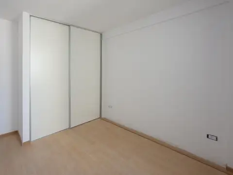 Departamento en Venta en Barrio Parque San Martin, USD 80.000