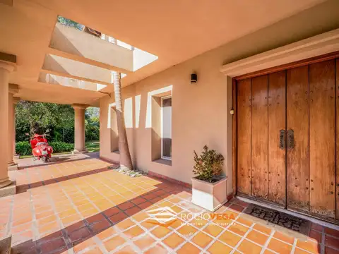 Casa 4 ambientes con 4 baños