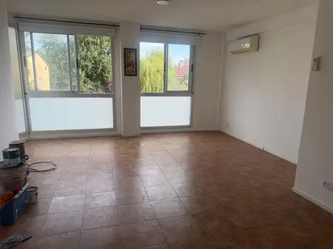 Monoambiente en alquiler en Moreno centro